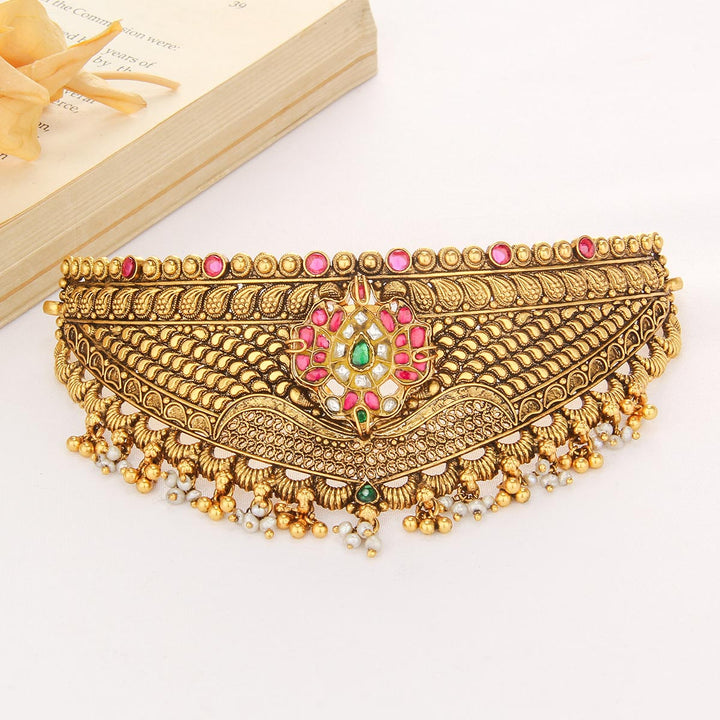 Ellisha Nagas Choker