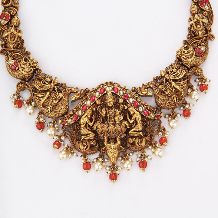 Raashmika Nagas Short Necklace