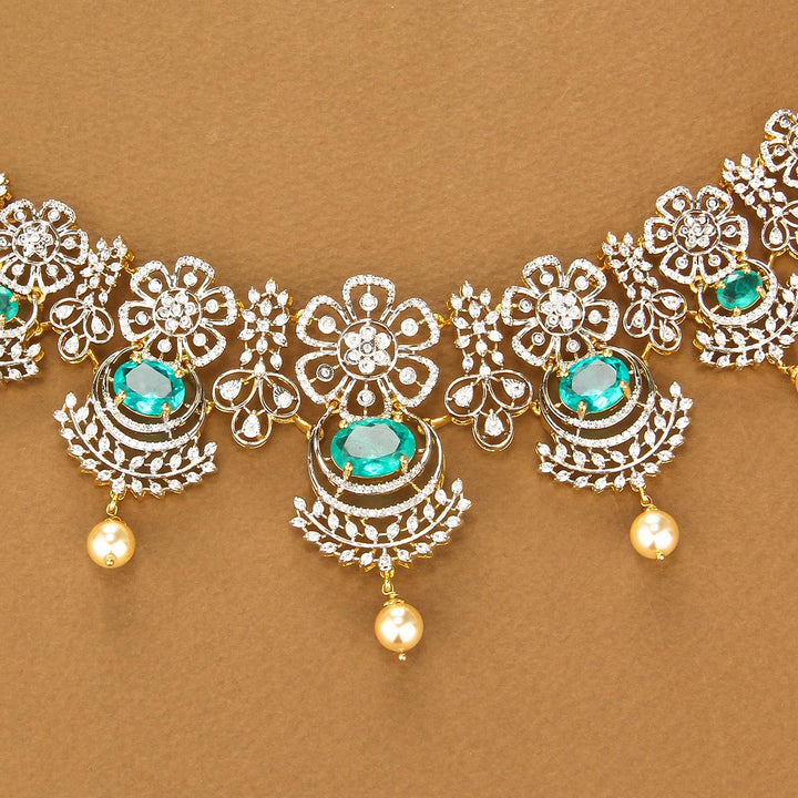 Ferikha Avikam Short Necklace Set