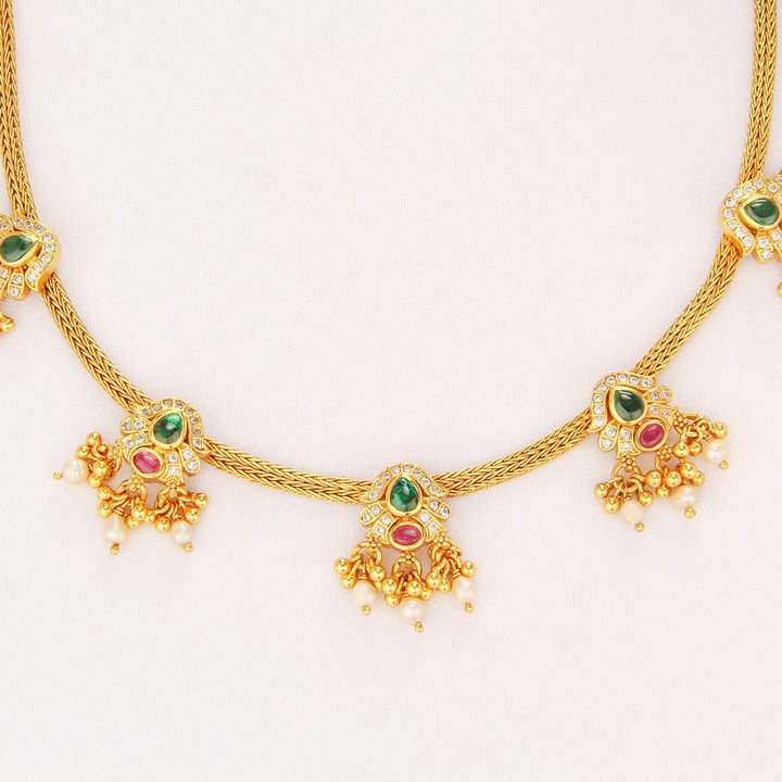 Zethika Short Necklace