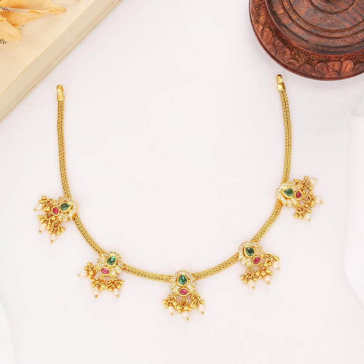 Zethika Short Necklace