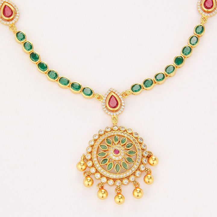 Aabrina Short Necklace