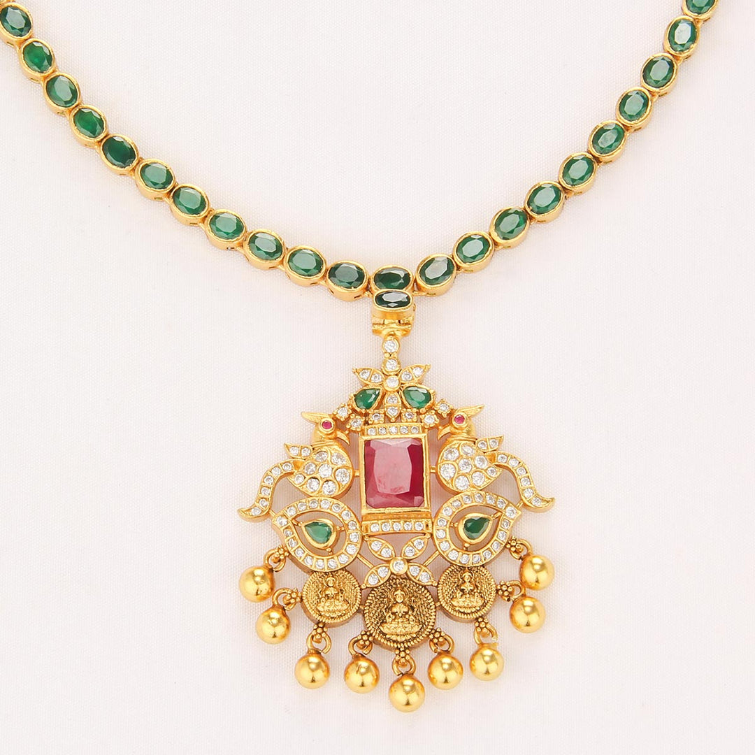 Shanvika Short Necklace