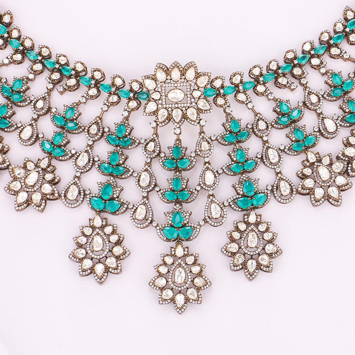 Raveensha Victorian Choker Set