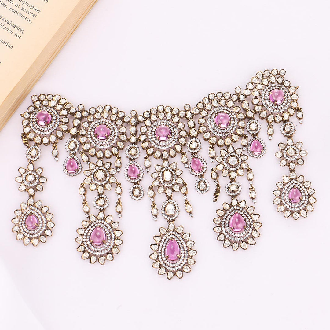 Sabiksha Victorian Choker Set