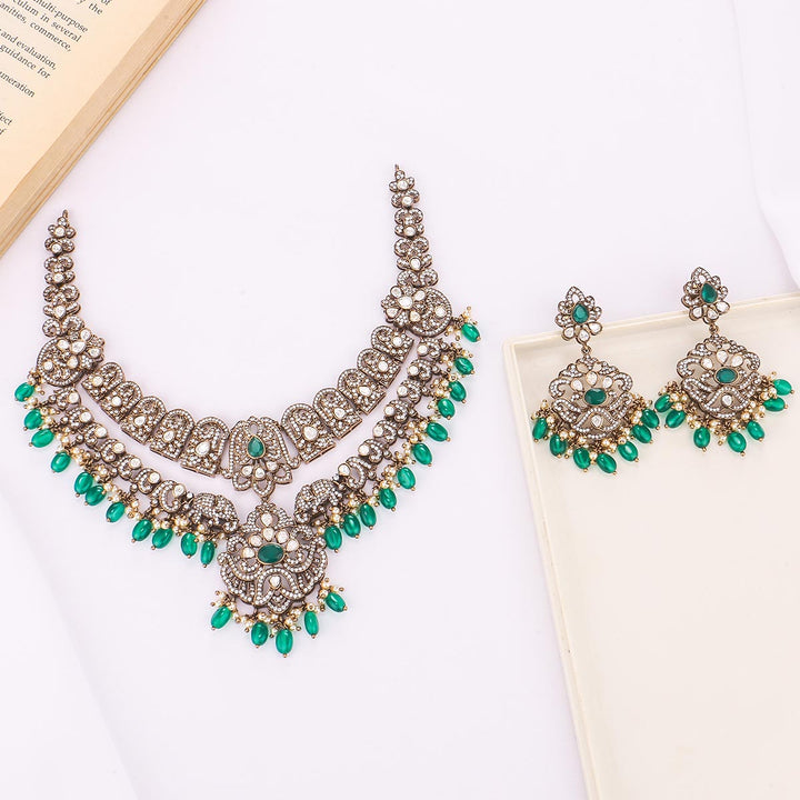 Advika Victorian Short Necklace Set