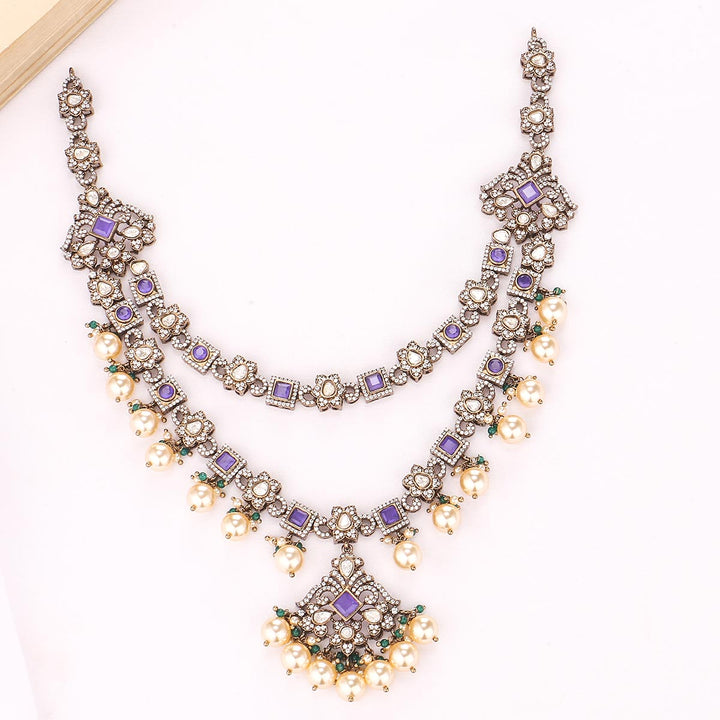 Vamika Victorian Short Necklace Set