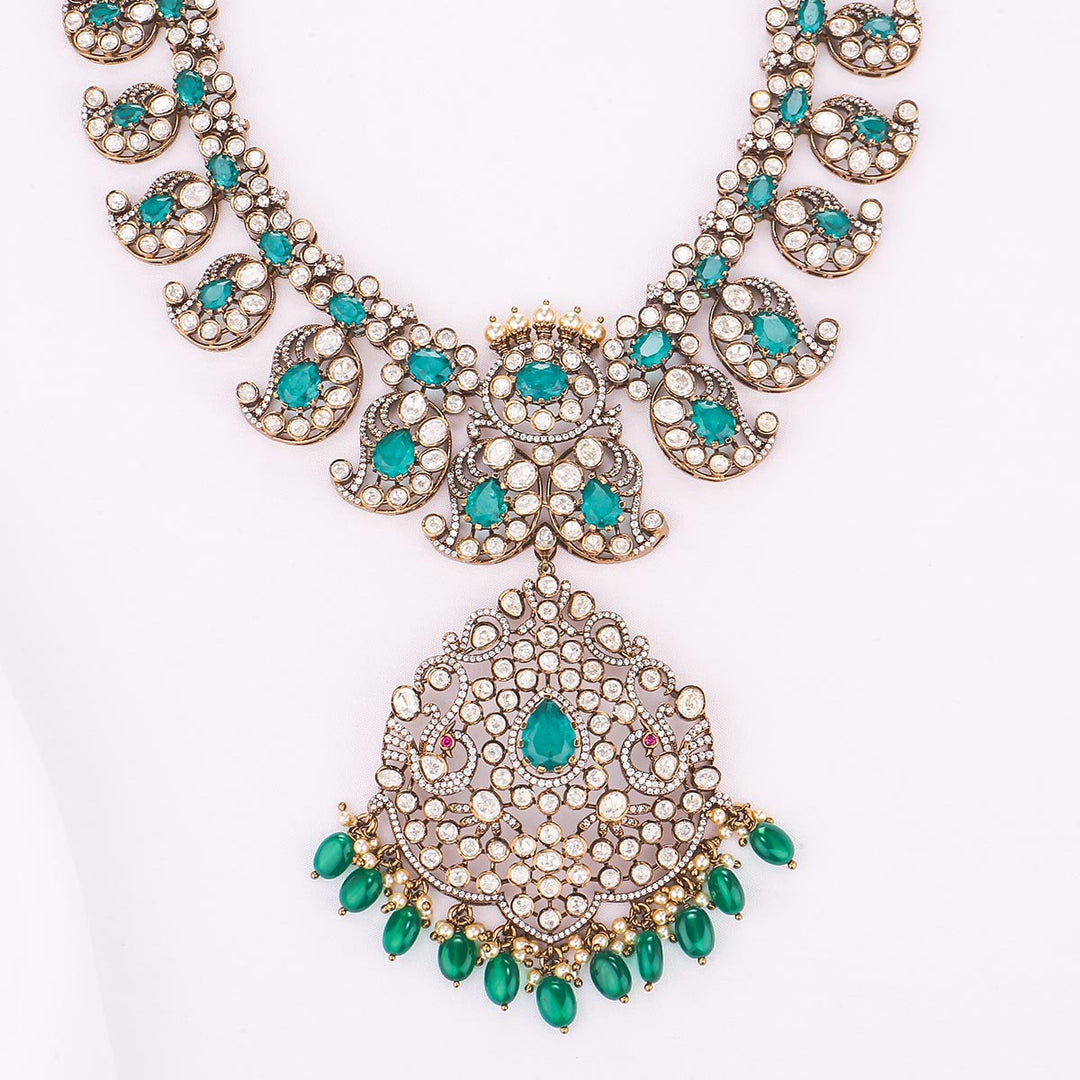 Dhanvika Victorian Long Necklace Set