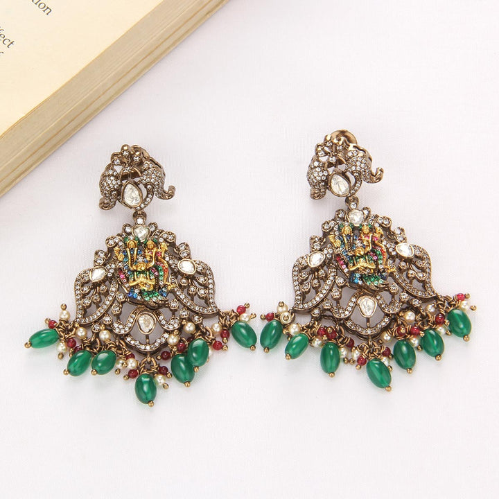 Taahira Victorian Long Necklace Set