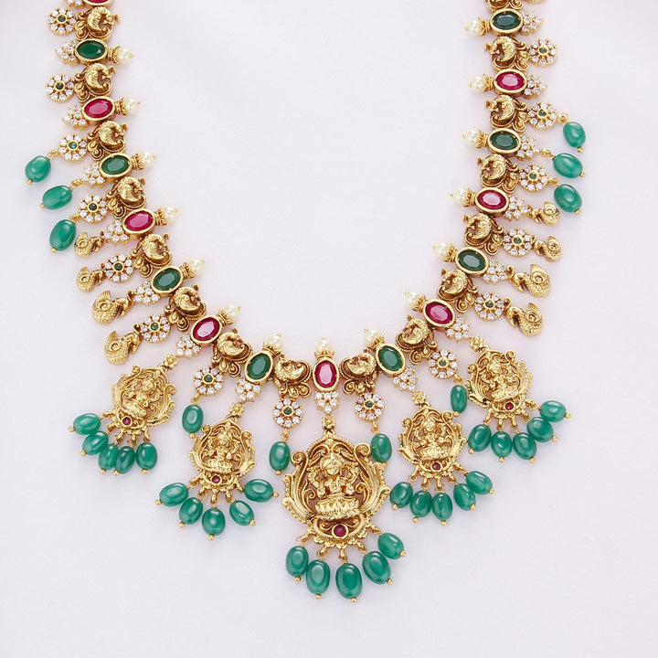 Admirable Nagas Short Necklace Set