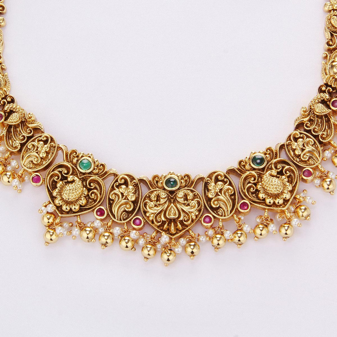 Gorgeous Nagas Short Necklace Set