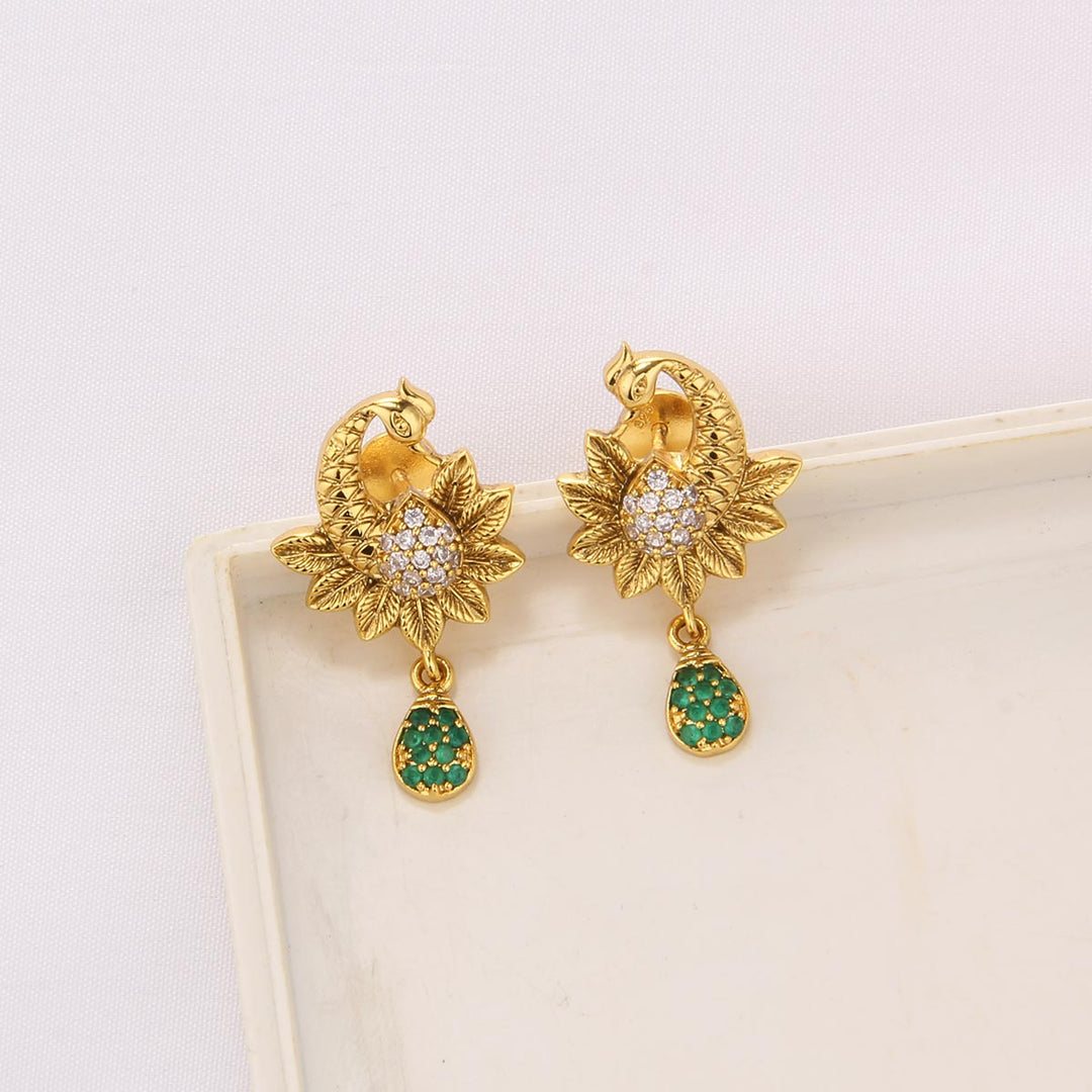 Fabulous Short Necklace Set