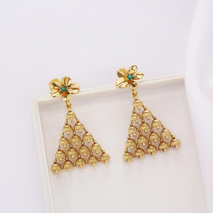 Vidhushini Stone Short Necklace Set