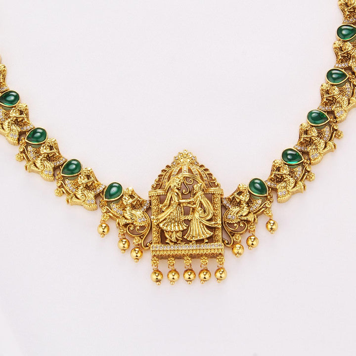 Pravathika Short Necklace Set