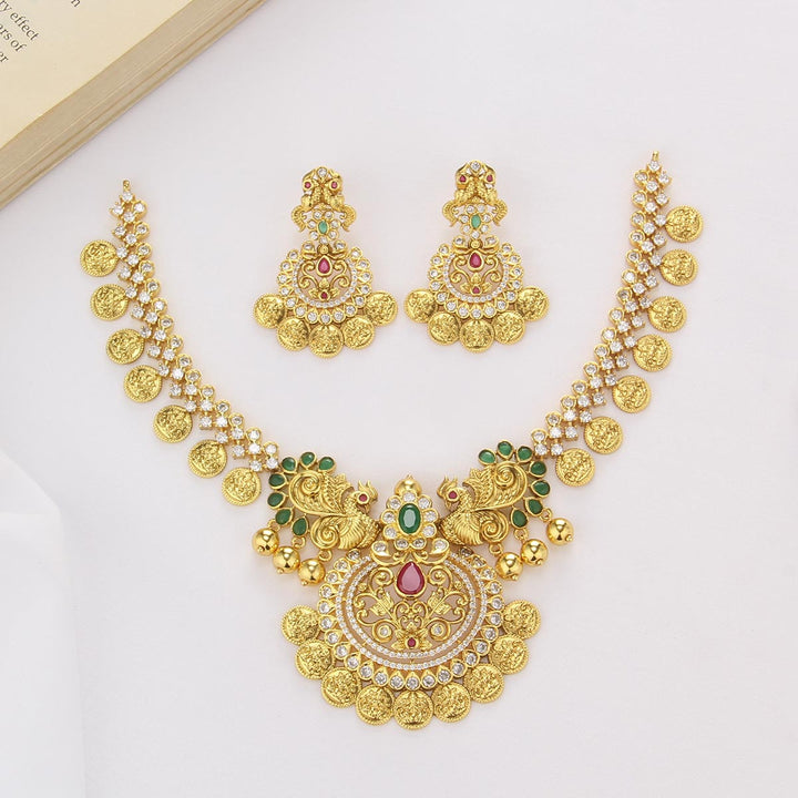 Timeless Elegance Nagas Short Necklace Set