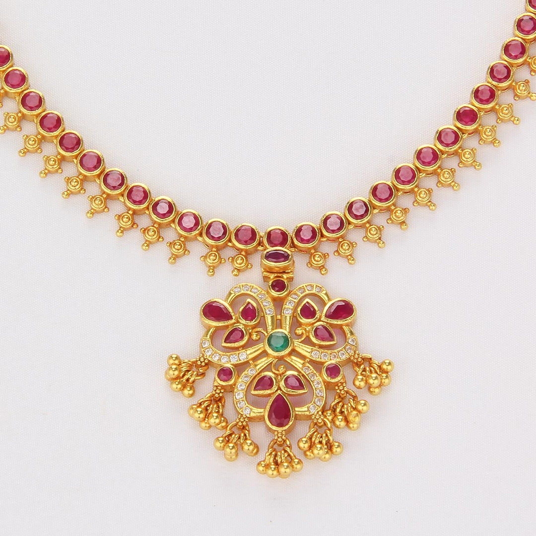 Timeless Short Necklace