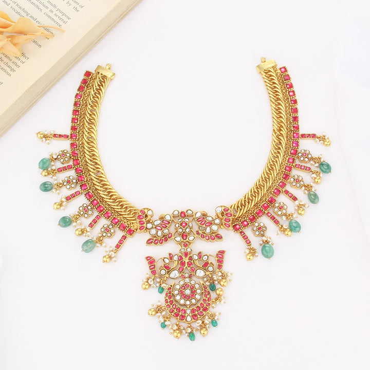 Aathmika Kundan Necklace