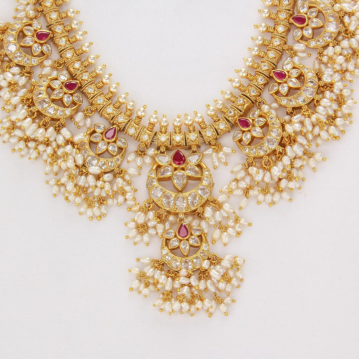 Lousiya Guttapusalu Necklace Set
