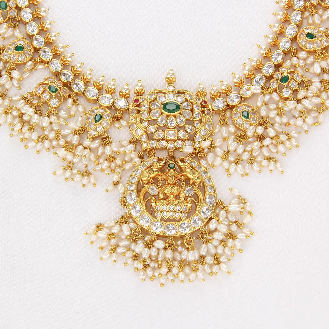 Sanvitha Guttapusalu Necklace Set