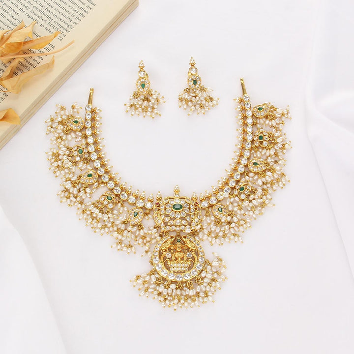 Sanvitha Guttapusalu Necklace Set
