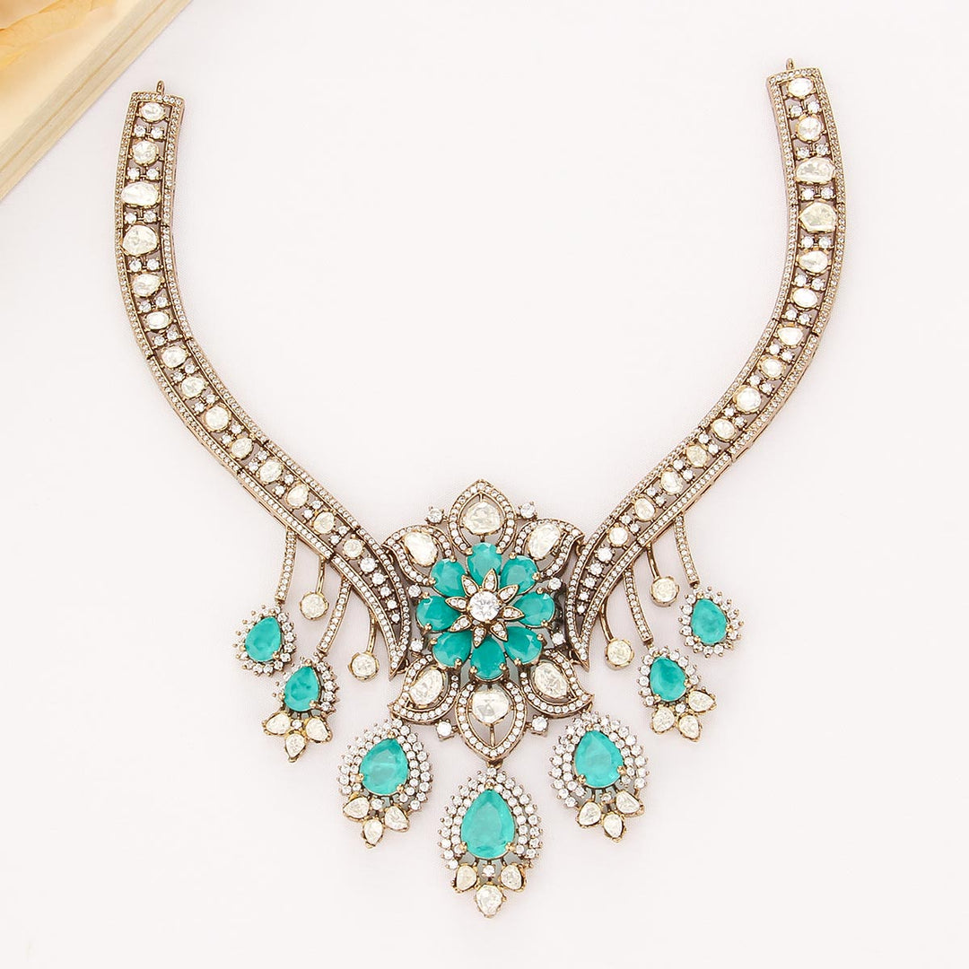 Coraline Victorian Short Necklace Set