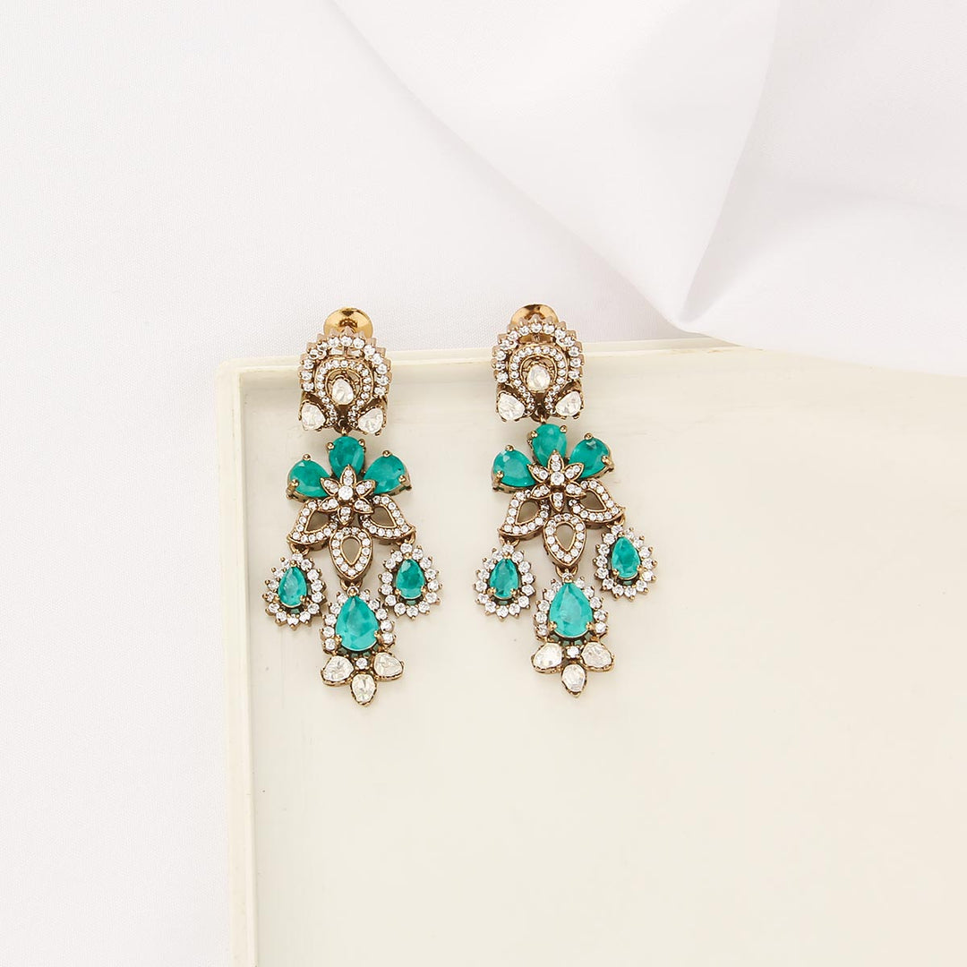 Coraline Victorian Short Necklace Set