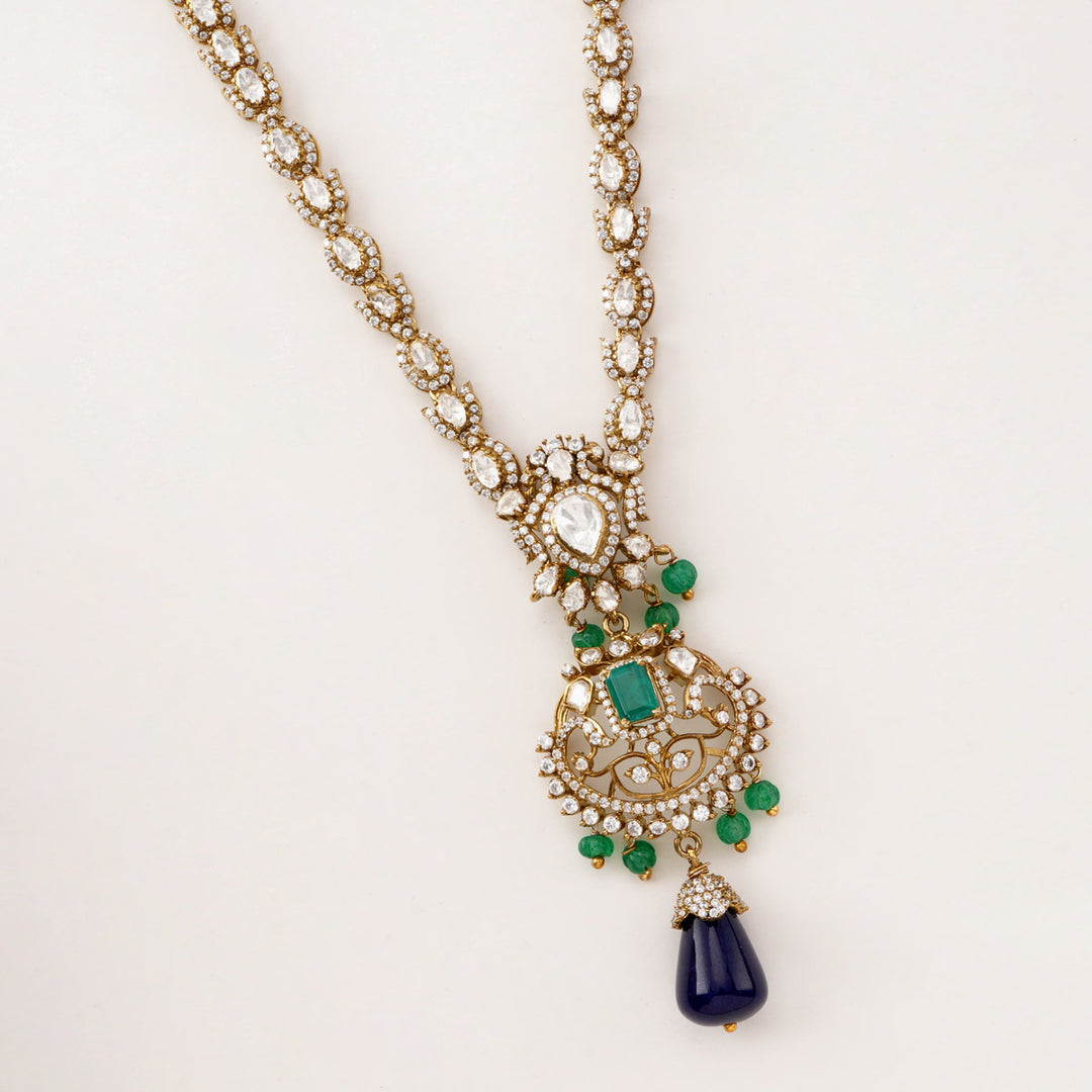 Mesmerizing Victorian Long Necklace set