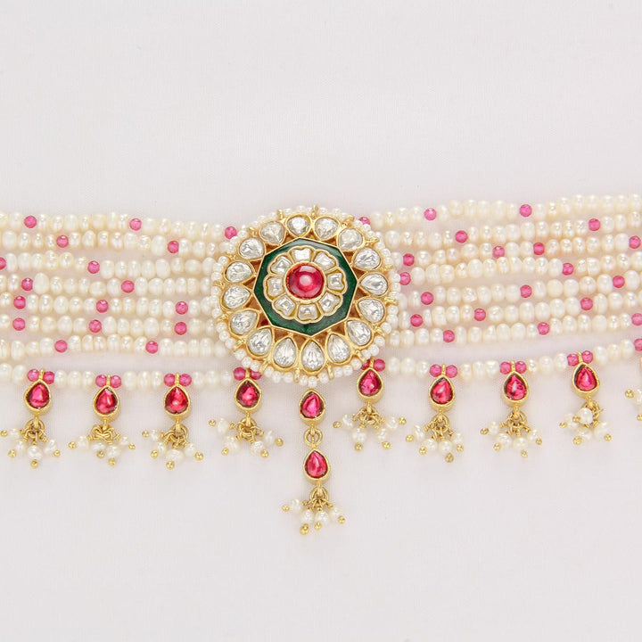 Brindhalekha Kundan Choker