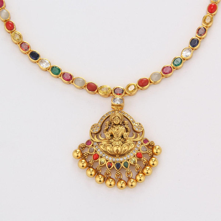 Keshitha Short Necklace