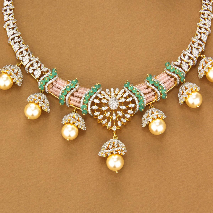 Mesmerizing Avikam Short Necklace Set