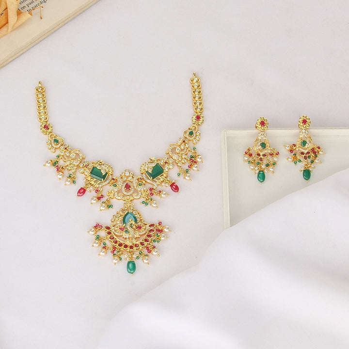 Unique Pakshi Short Necklace Set
