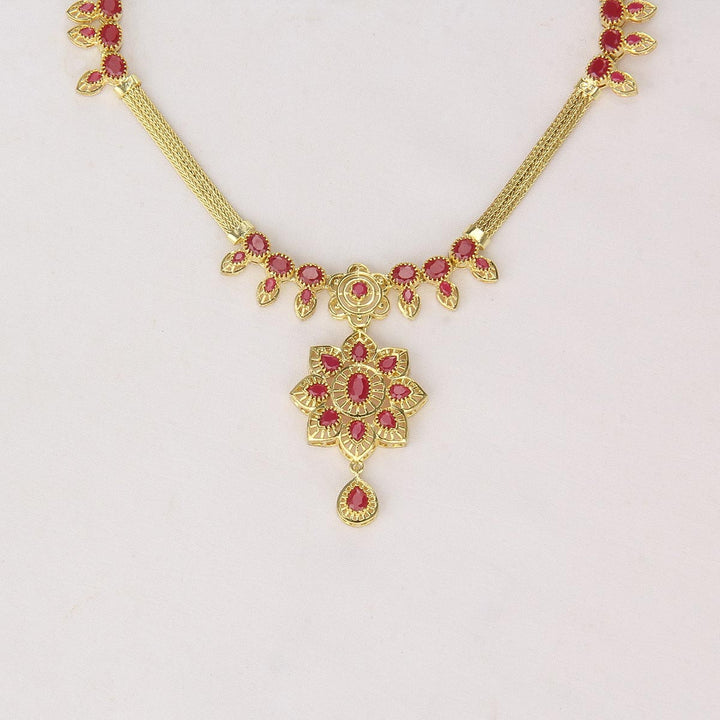 Asvik Short Necklace Set