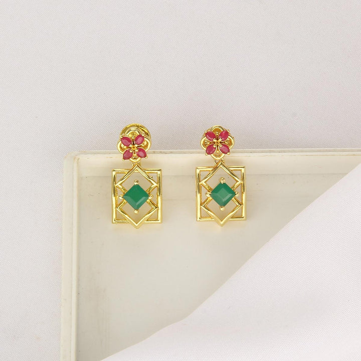 Trendy Pakshi Short Necklace Set