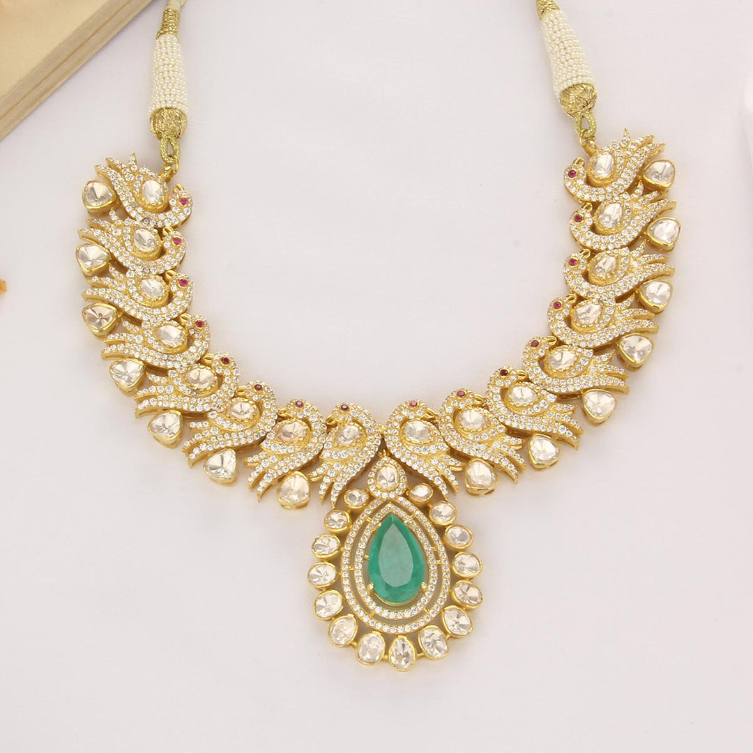 Ahana Short Necklace Set