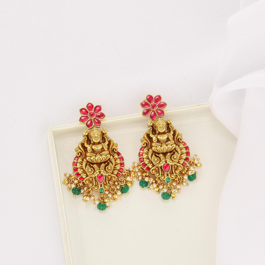 Aparna Nagas Short Necklace Set