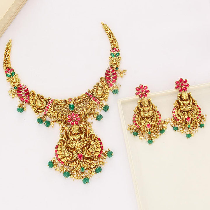Aparna Nagas Short Necklace Set