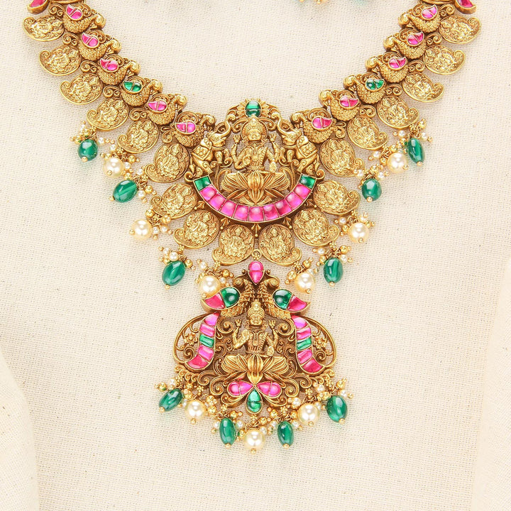 Grandeur Nagas Short Necklace Set