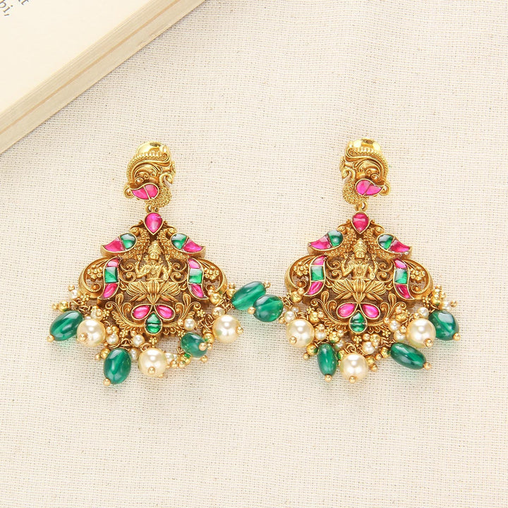 Grandeur Nagas Short Necklace Set