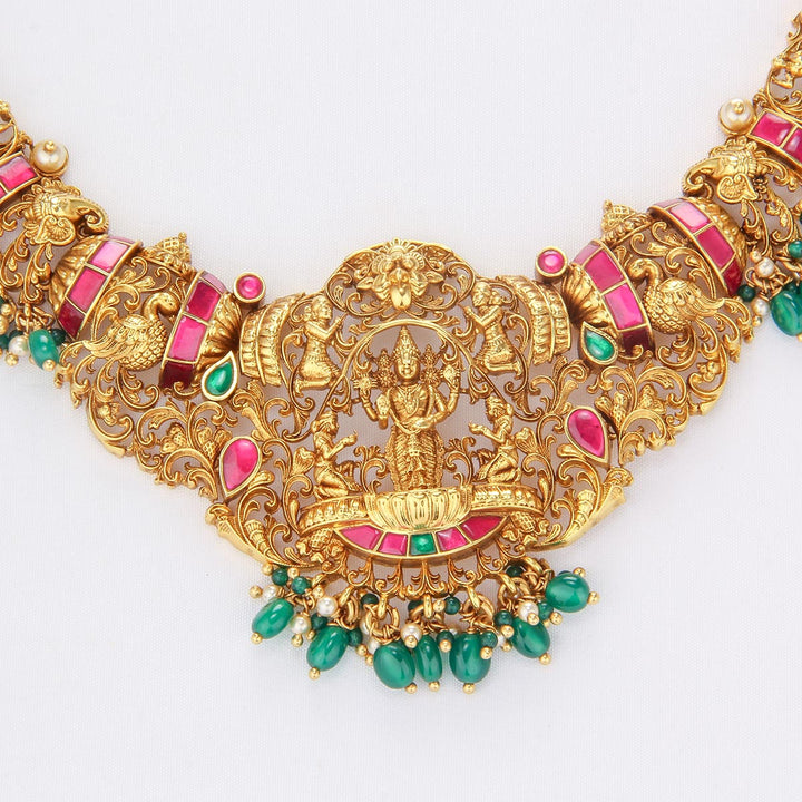 Luxe Nagas Short Necklace Set
