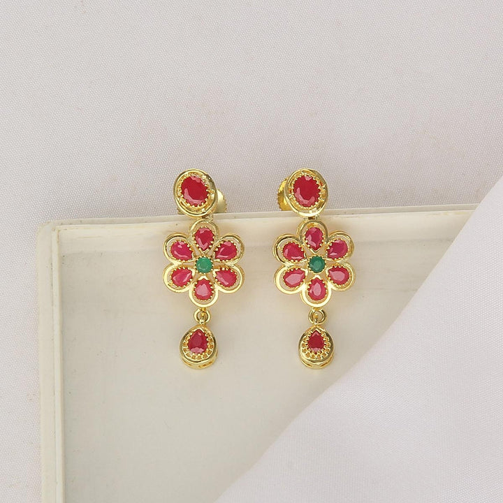 Luxe Line Short Necklace Set