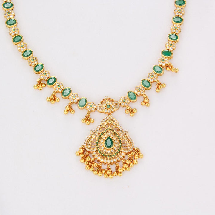 Tanuja Short Necklace