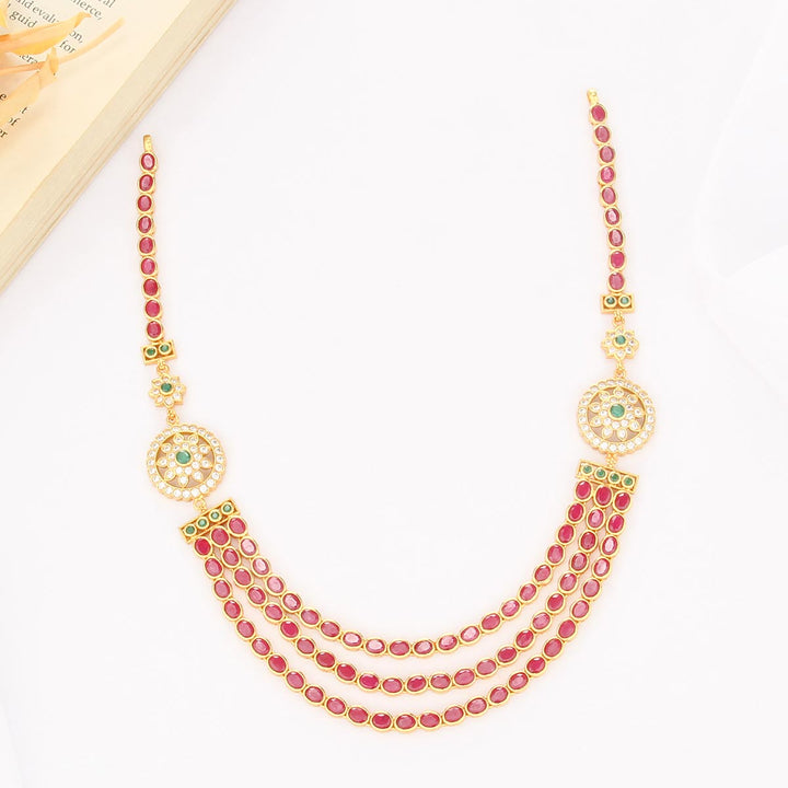 Ellariya Short Necklace
