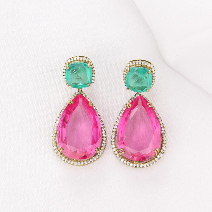 Gleaming Short Necklace Set