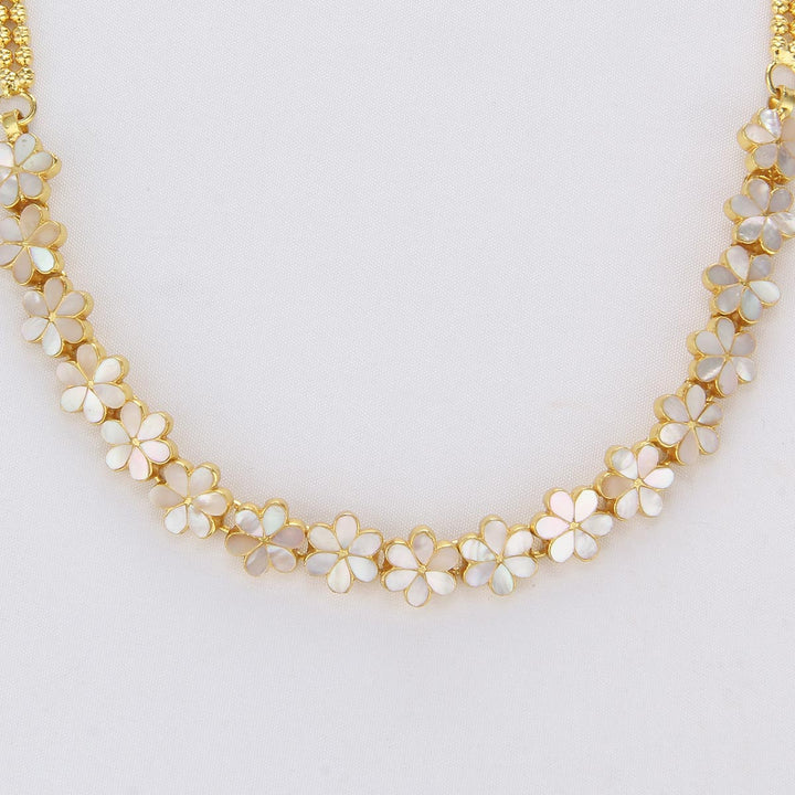 Mithusha Kundan Short Necklace Set