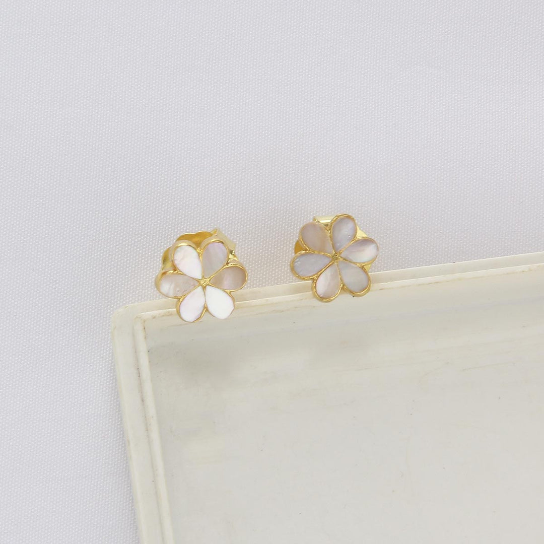 Mithusha Kundan Short Necklace Set