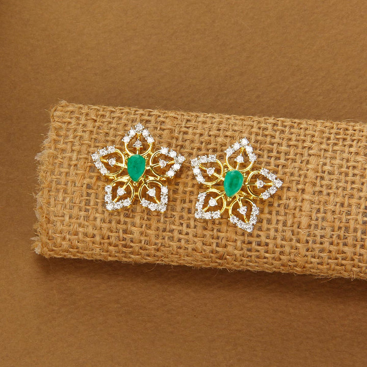 Tanuja Avikam Short Necklace Set