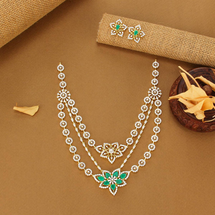 Tanuja Avikam Short Necklace Set