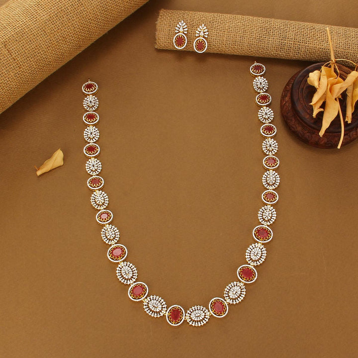 Mesmerizing Avikam Long Necklace Set