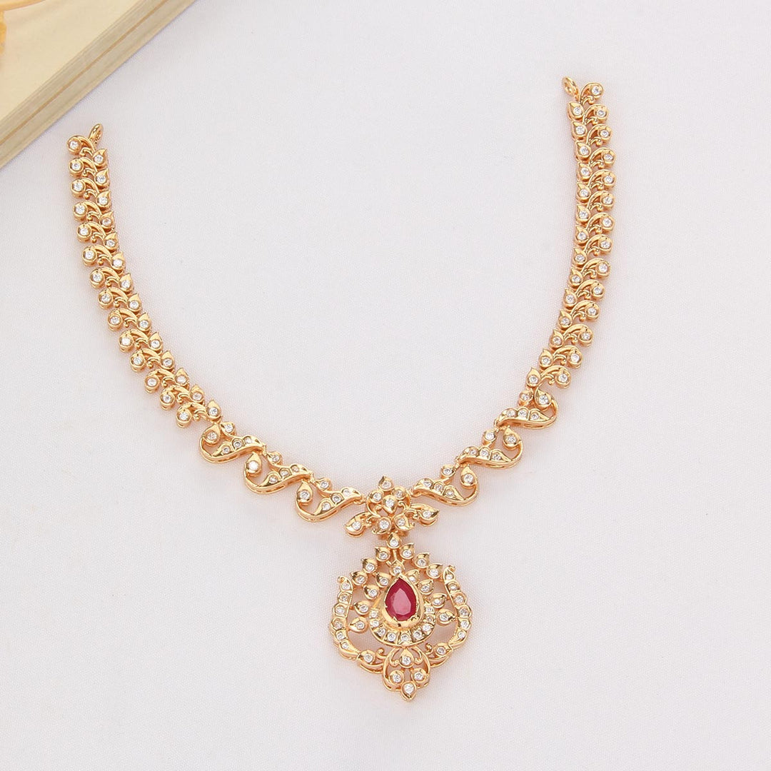 Shine Charm Short Necklace Set
