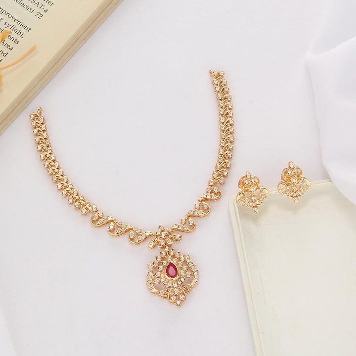 Shine Charm Short Necklace Set